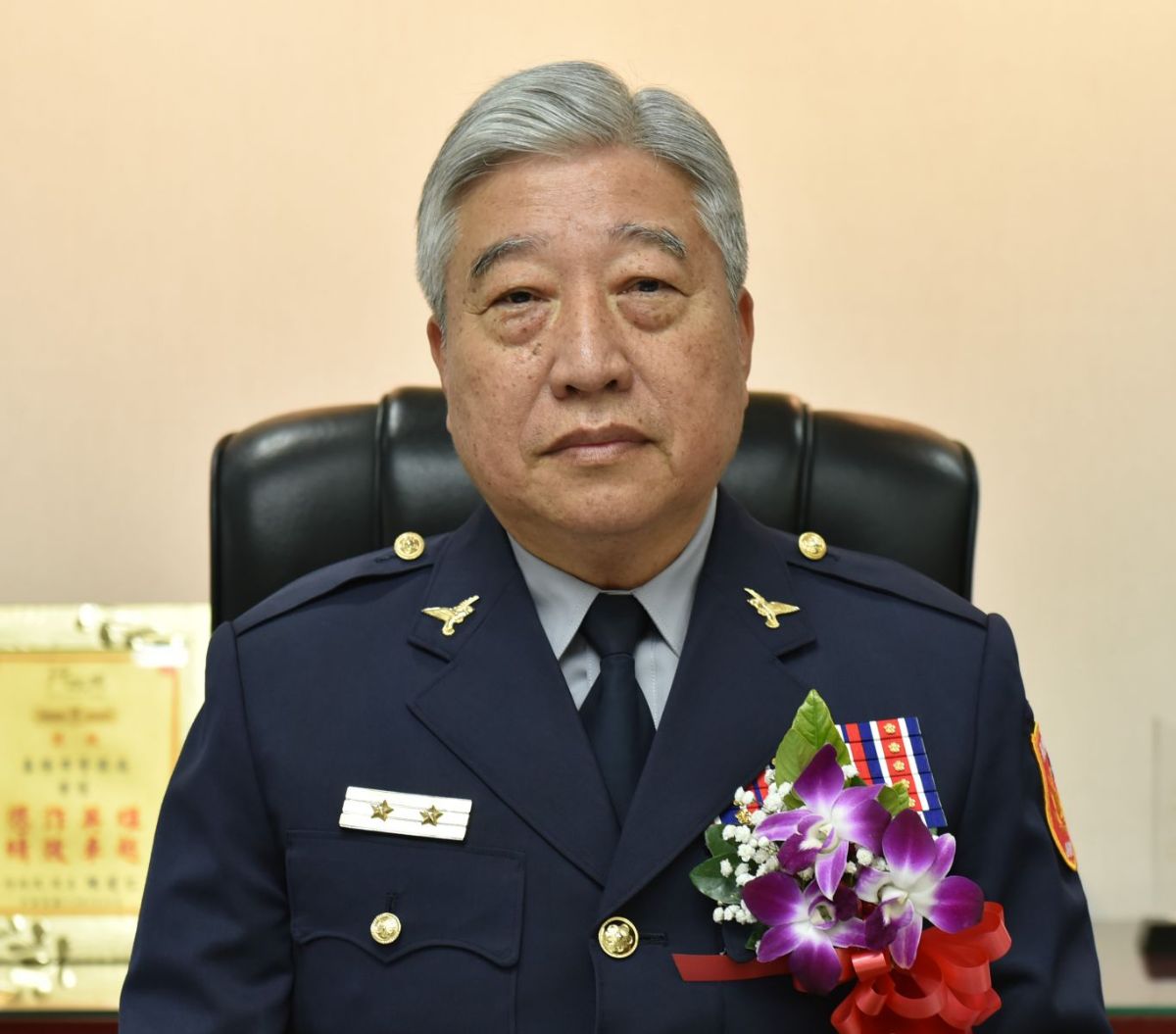 翁副局長